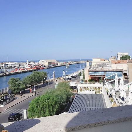 Hotel Domus Lina Fiumicino Zewnętrze zdjęcie