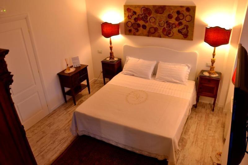 Hotel Domus Lina Fiumicino Zewnętrze zdjęcie