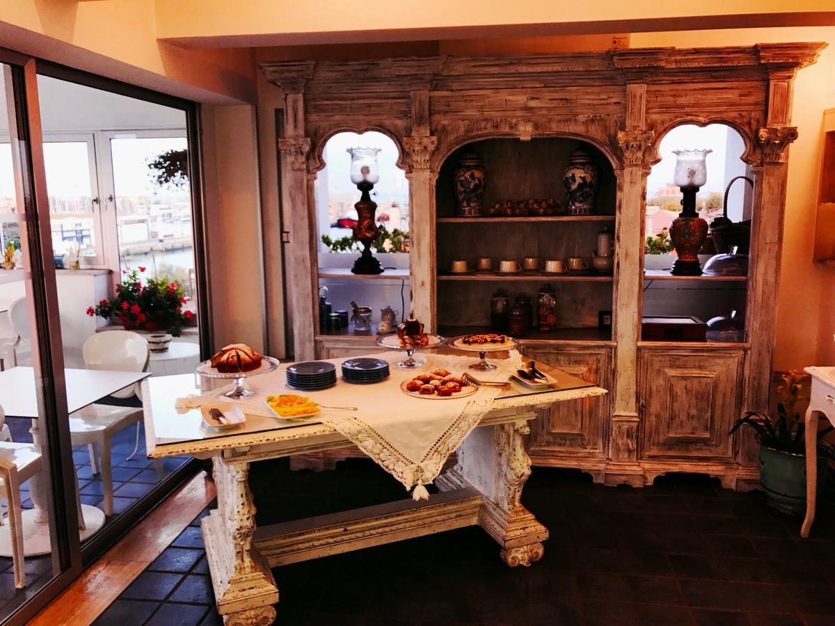 Hotel Domus Lina Fiumicino Zewnętrze zdjęcie