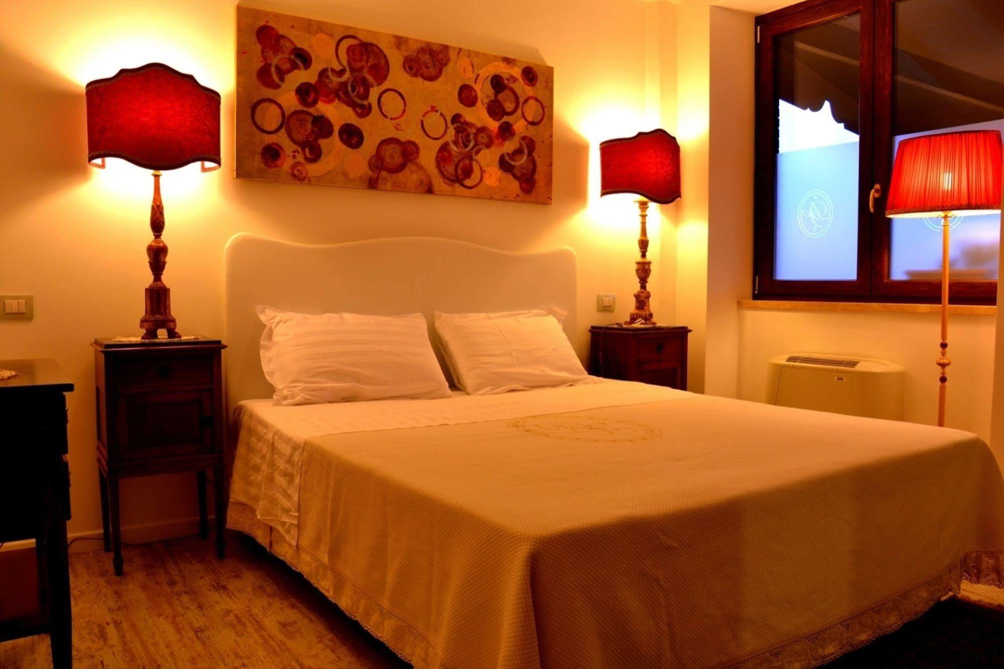 Hotel Domus Lina Fiumicino Zewnętrze zdjęcie