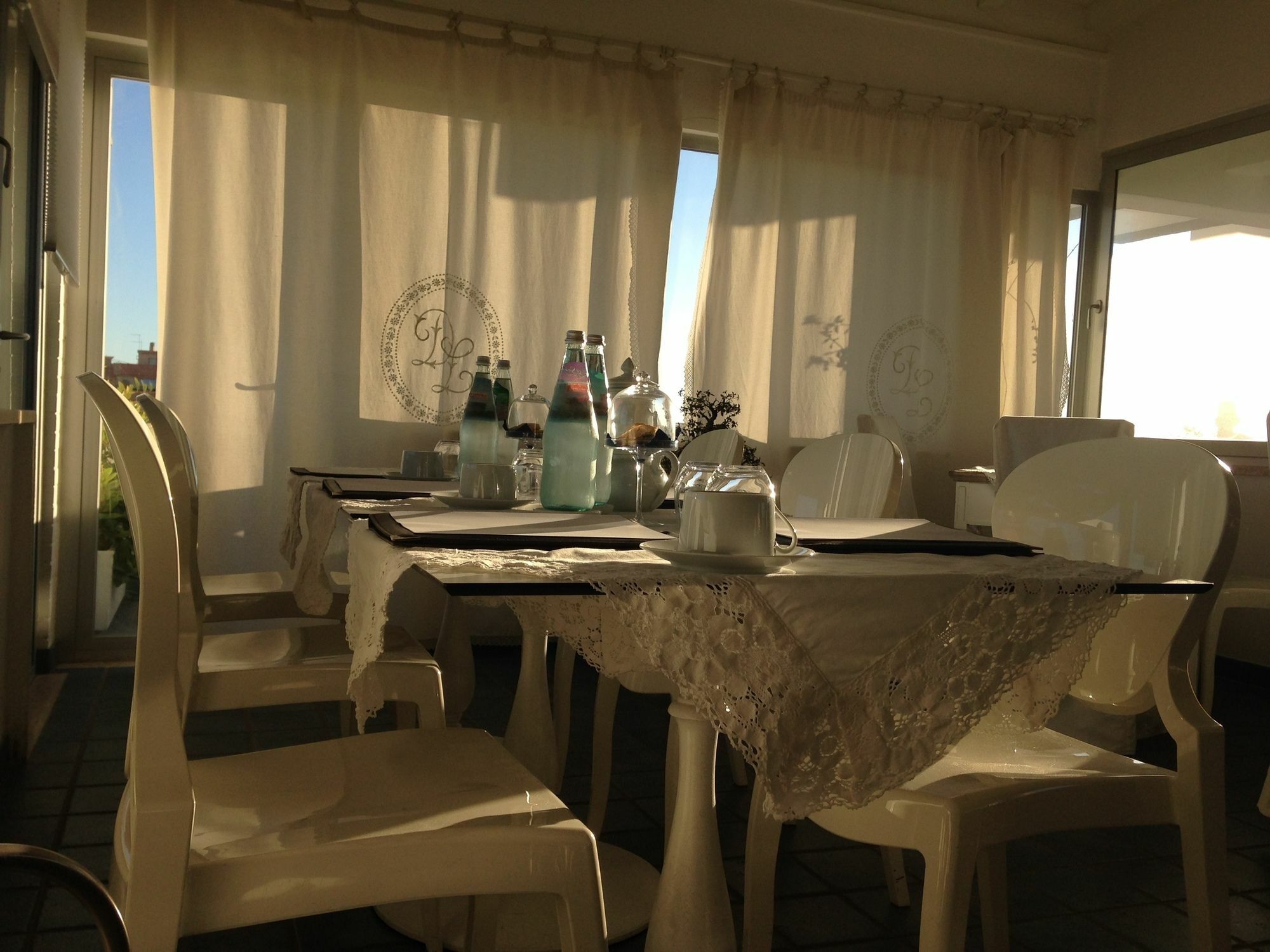 Hotel Domus Lina Fiumicino Zewnętrze zdjęcie